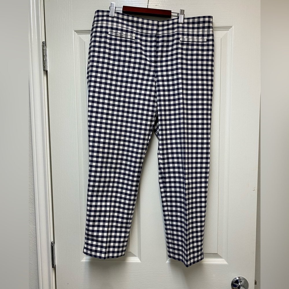 Women’s capris